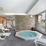 Aparthotel Vacanceole - Appart'vacances Pyrenees 2000 3*
