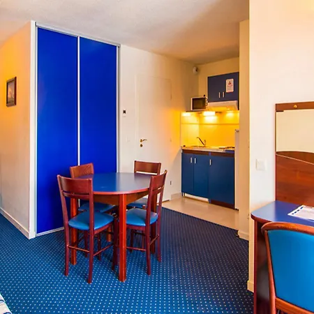 Vacanceole - Appart'vacances Pyrenees 2000 شقة فندقية 3*