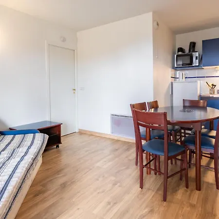 شقة فندقية Vacanceole - Appart'vacances Pyrenees 2000 3*